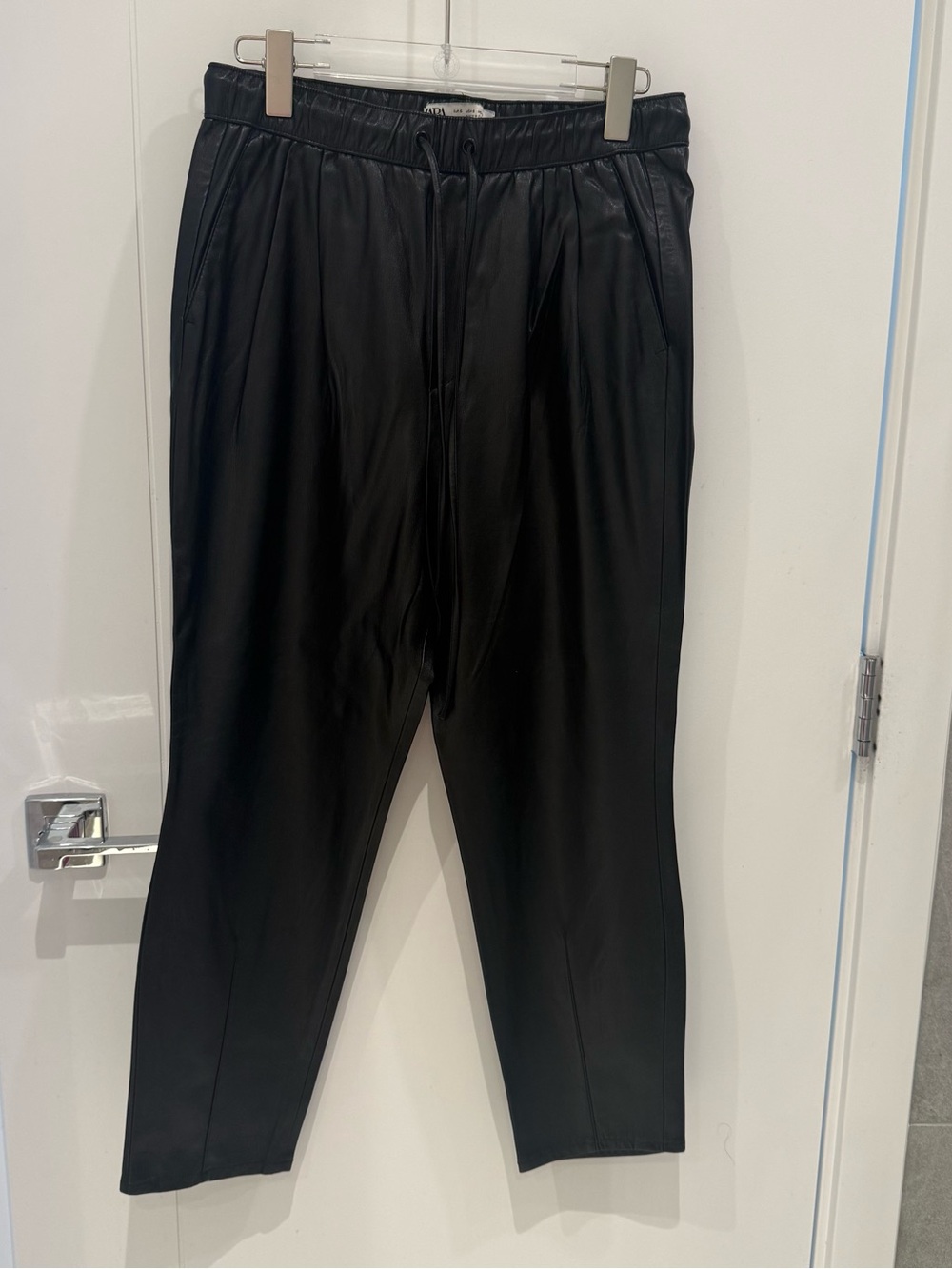 Zara women's black faux leather joggers - small